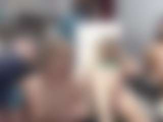 Dajla and Sophie and Dias Live-Sex-Cam-Show