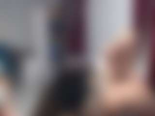 Spettacolo in cam dal vivo con Dajla and Sophie and Dia - Strip Red Hair su Camsoda