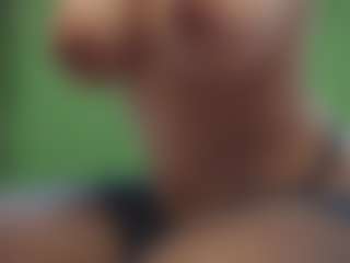 Live cam show with juliashane - Blonde Hair Petite on eurowanks.com