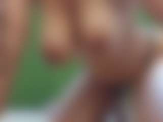 Live cam show with juliashane - Blonde Hair on CamSodaAdn