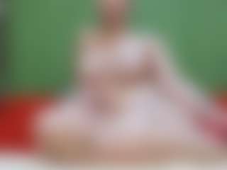Live cam show with juliashane - Blonde Hair on Camsoda
