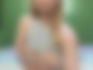 Live cam show with juliashane - Blue Eyes on livesuperchat.net