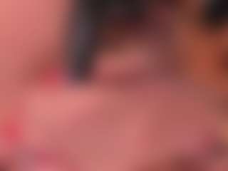Live cam show with pump aniiee - Twerking on fuklive.com