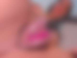 Live cam show with pump aniiee - Normal on Camsoda