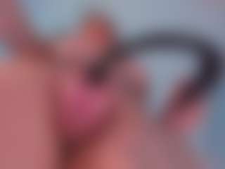 pump aniiee's Live Sex Cam Show