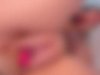 Live cam show with pump aniiee - Twerking on SinfulBabes