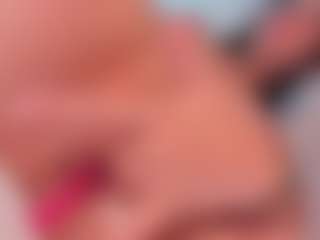 Live cam show with pump aniiee - Normal on AdultVida.com