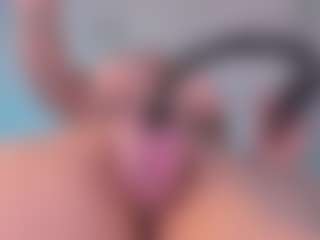 Live cam show with pump aniiee - Double Penetration on intimatelivegirls.com