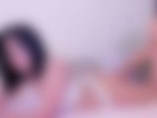 Live cam show with Soffy Watson - Plug on LiveSexCams6