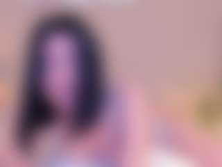 Live cam show with Soffy Watson - Horny on milfzrlive.com
