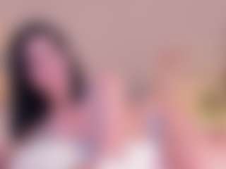 Live cam show with Soffy Watson - Latina on xDating