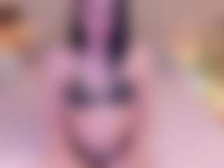 Soffy Watson's Live Sex Cam Show