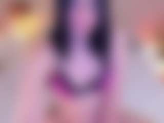 Live cam show with Soffy Watson - Fingerass on Dare Cams
