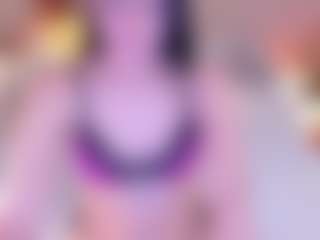 Live cam show with Soffy Watson - Fuck Machine on CamClone