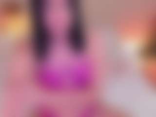 Live cam show with Soffy Watson - Plug on crypto-cams