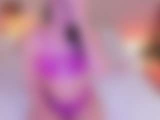 Soffy Watson's Live Sex Cam Show