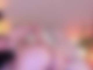 Live cam show with Soffy Watson - Dirty Talk on Latina Girls