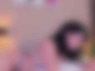 Live cam show with Soffy Watson - Anal on Camsoda