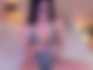 Soffy Watson's Live Sex Cam Show