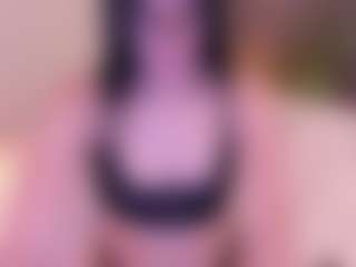 Soffy Watson's Live Sex Cam Show