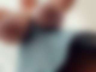 lovelyclara4u's Live Sex Cam Show