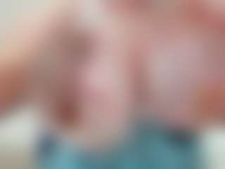 lovelyclara4u's Live Sex Cam Show