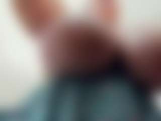 lovelyclara4u's Live Sex Cam Show