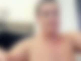 lovelyclara4u's Live Sex Cam Show