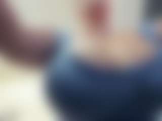 Live cam show with lovelyclara4u - Squirt on Cam Slut
