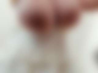 lovelyclara4u's Live Sex Cam Show