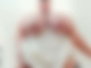 lovelyclara4u's Live Sex Cam Show