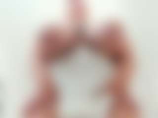 Live cam show with lovelyclara4u - Squirt Curvy on AdultVida.com