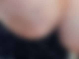 lovelyclara4u's Live Sex Cam Show