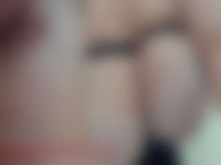 lovelyclara4u's Live Sex Cam Show