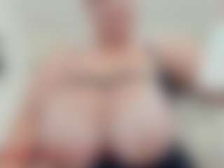Live cam show with lovelyclara4u - Big Ass on madthumbs