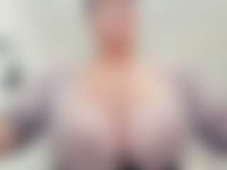 Live cam show with lovelyclara4u - White on madthumbs | united states