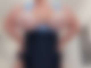 lovelyclara4u's Live Sex Cam Show
