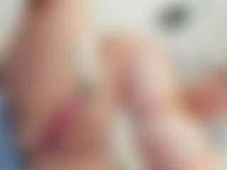 lovelyclara4u's Live Sex Cam Show