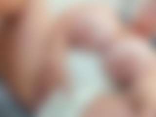 lovelyclara4u's Live Sex Cam Show