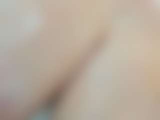 lovelyclara4u's Live Sex Cam Show
