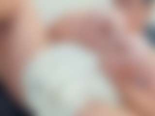 lovelyclara4u's Live Sex Cam Show