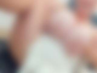 lovelyclara4u's Live Sex Cam Show