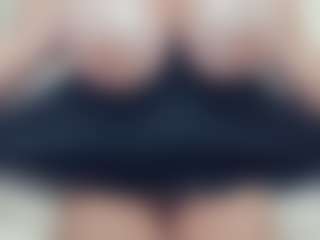 lovelyclara4u's Live Sex Cam Show
