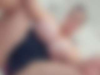 lovelyclara4u's Live Sex Cam Show