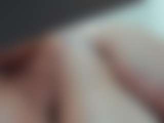lovelyclara4u's Live Sex Cam Show