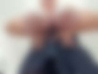Live cam show with lovelyclara4u - Big Tits on Camsoda