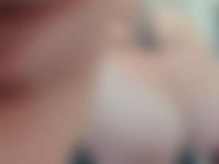 lovelyclara4u's Live Sex Cam Show