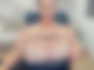 Live cam show with lovelyclara4u - Brown Eyes on Camsoda