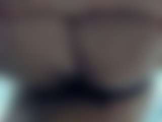 lovelyclara4u's Live Sex Cam Show