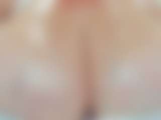 lovelyclara4u's Live Sex Cam Show